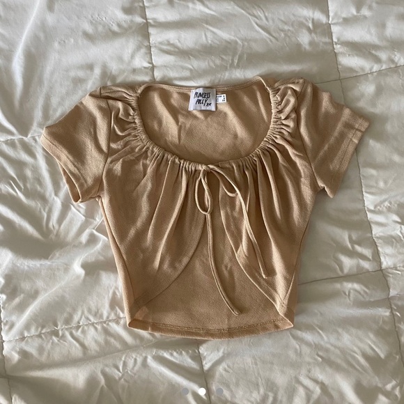 Princess Polly Tan Crop Top - Picture 2 of 3